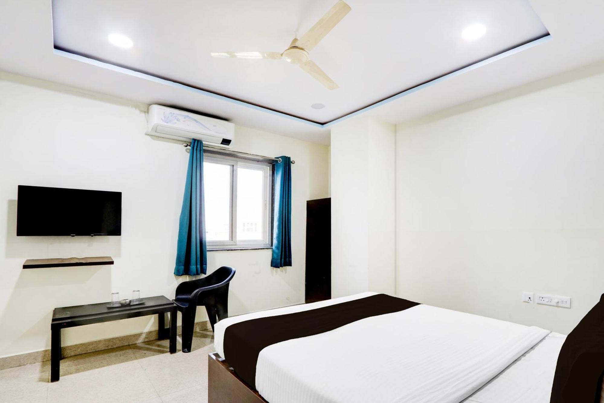 Super Hotel O At Home Hotel Darbar Hyderabad Exterior foto