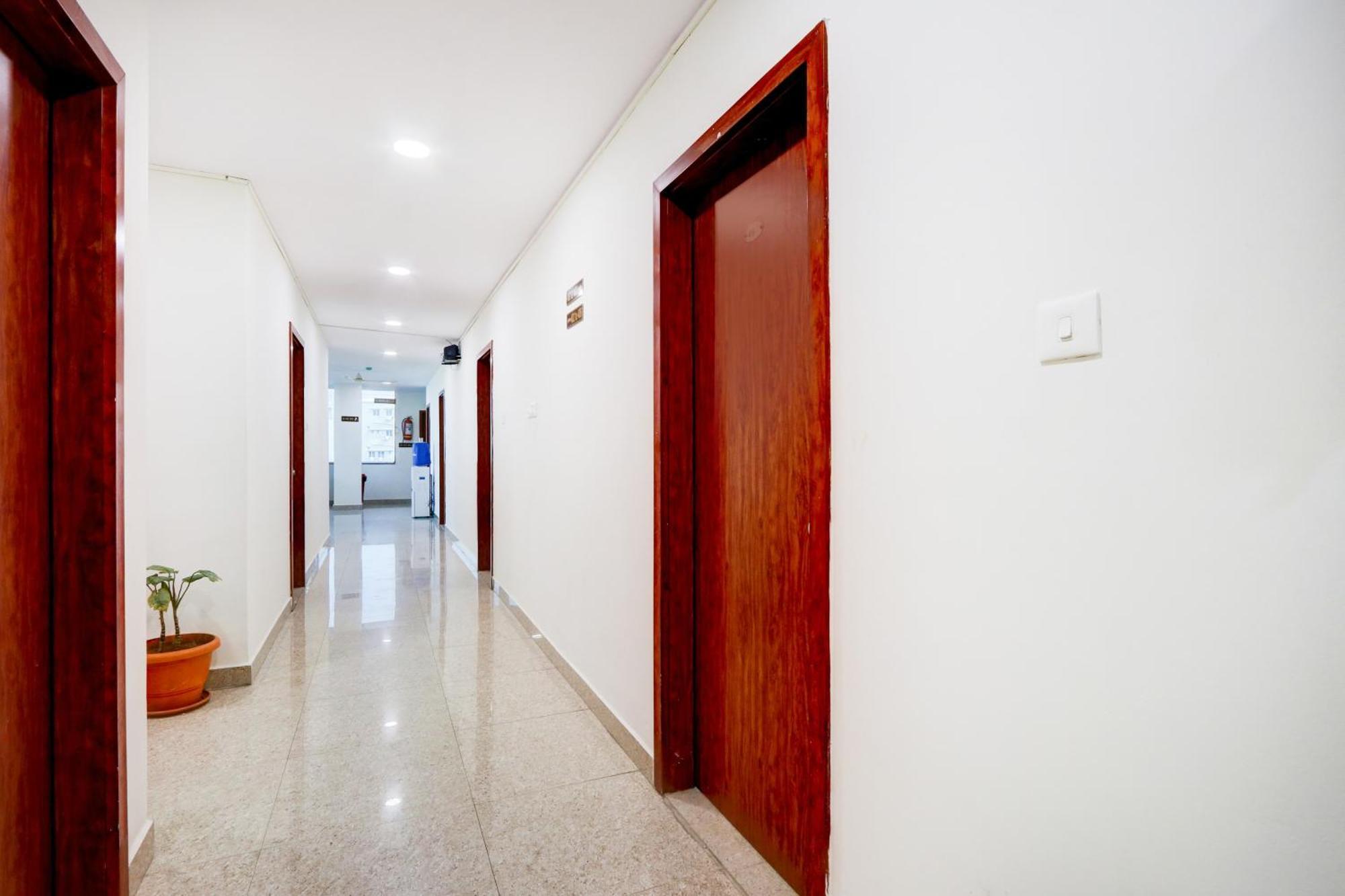 Super Hotel O At Home Hotel Darbar Hyderabad Exterior foto