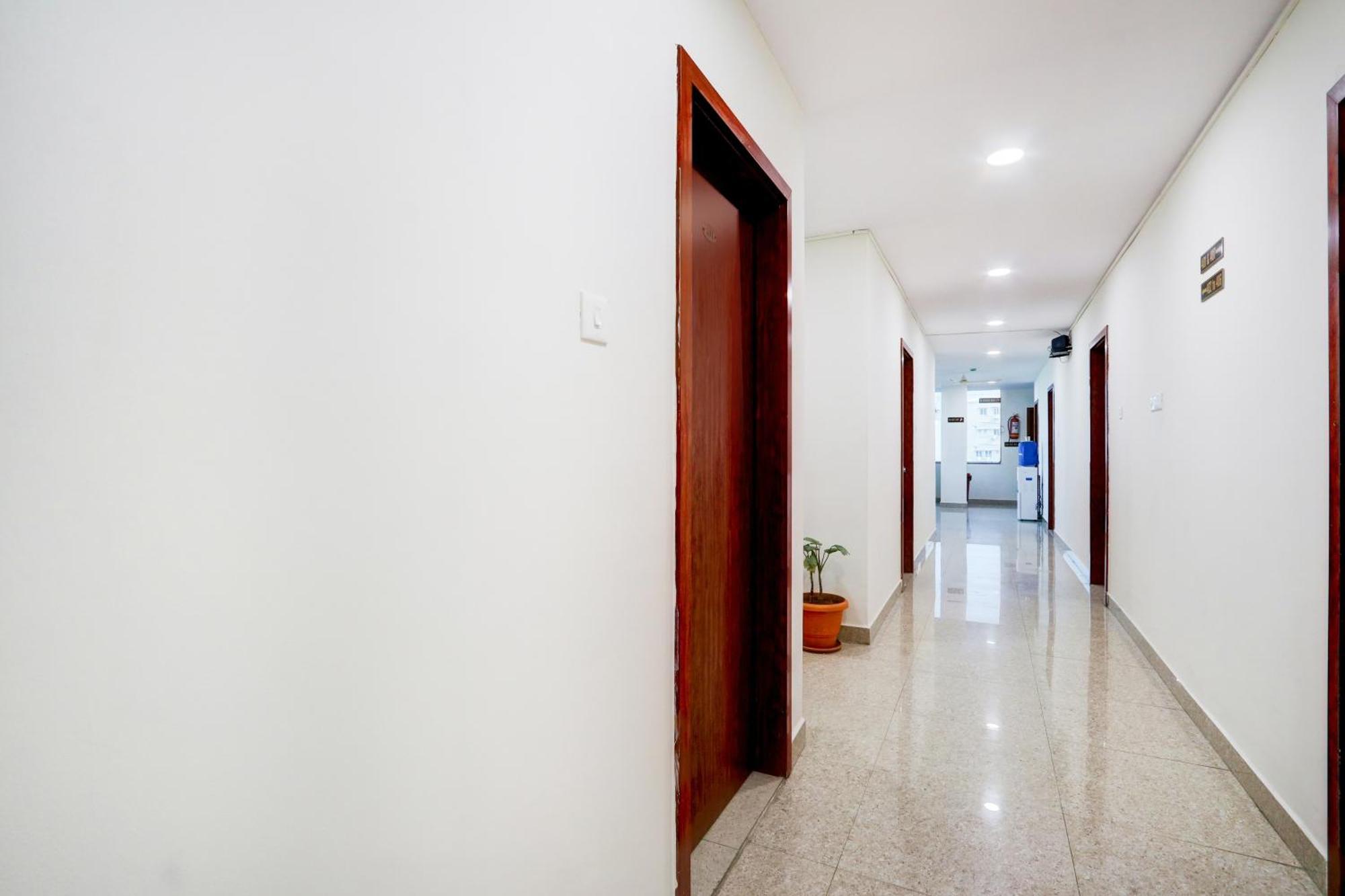 Super Hotel O At Home Hotel Darbar Hyderabad Exterior foto