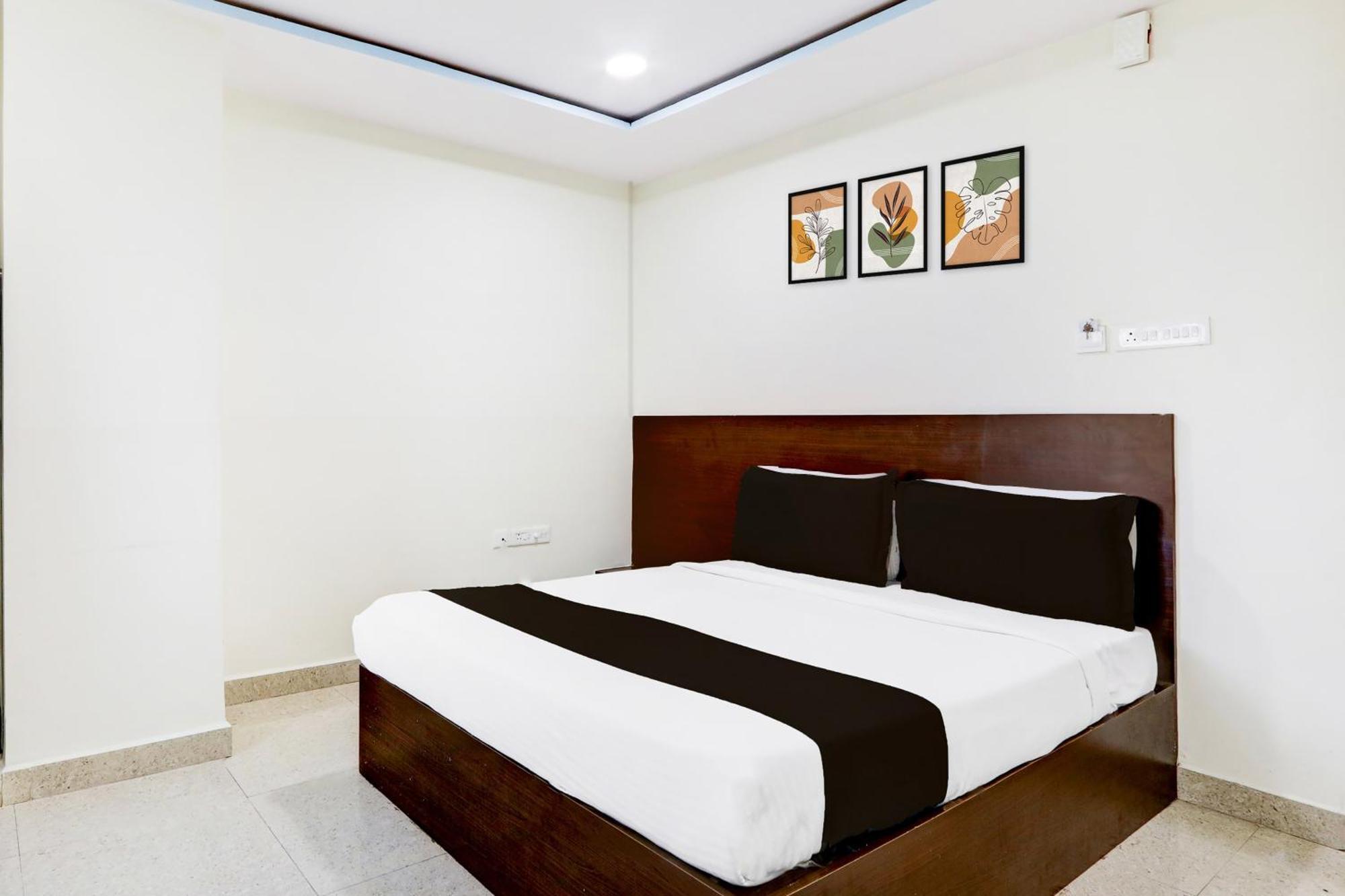 Super Hotel O At Home Hotel Darbar Hyderabad Exterior foto